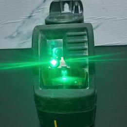 LÁSER DEWALT DE BATERIAS DE LUZ VERDE