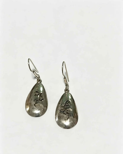 ✨ Plata Par de Aretes .925 – 2.2 g ✨