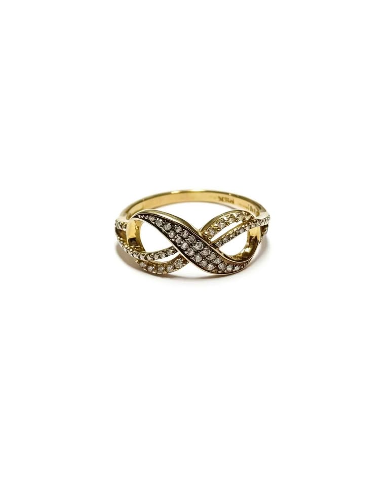 Oro Anillo 10K Infinito 2.1 Gramos USADO