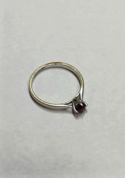 Oro Anillo 10K Peso 1.7 Gramos USADA