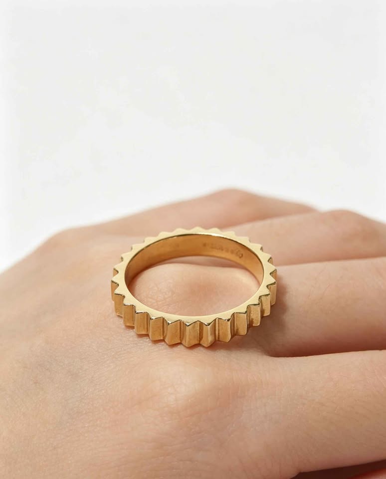 Oro anillo 10k 3grs