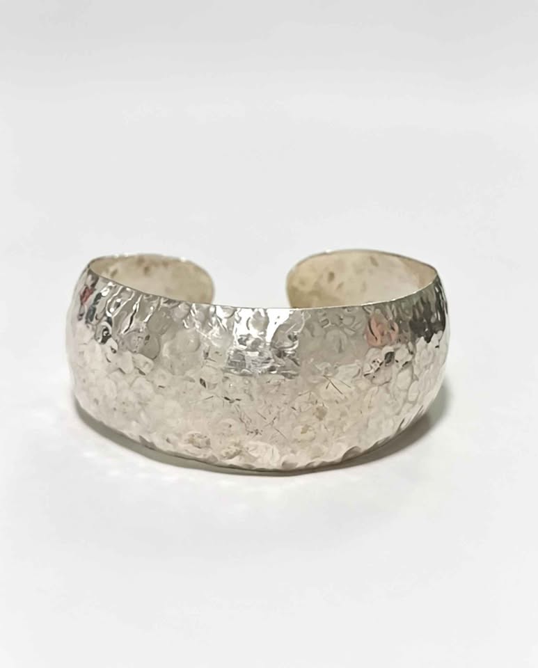 Plata Pulcera rígida lisa .925 peso 18.3g