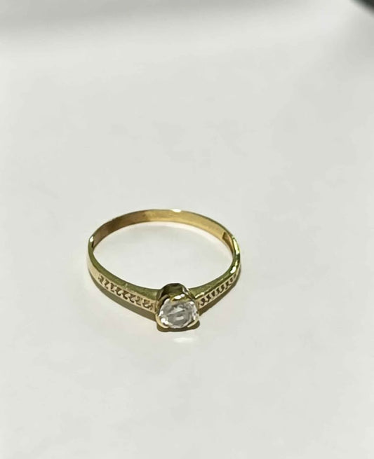 Oro anillo piedras 10k 1.7g