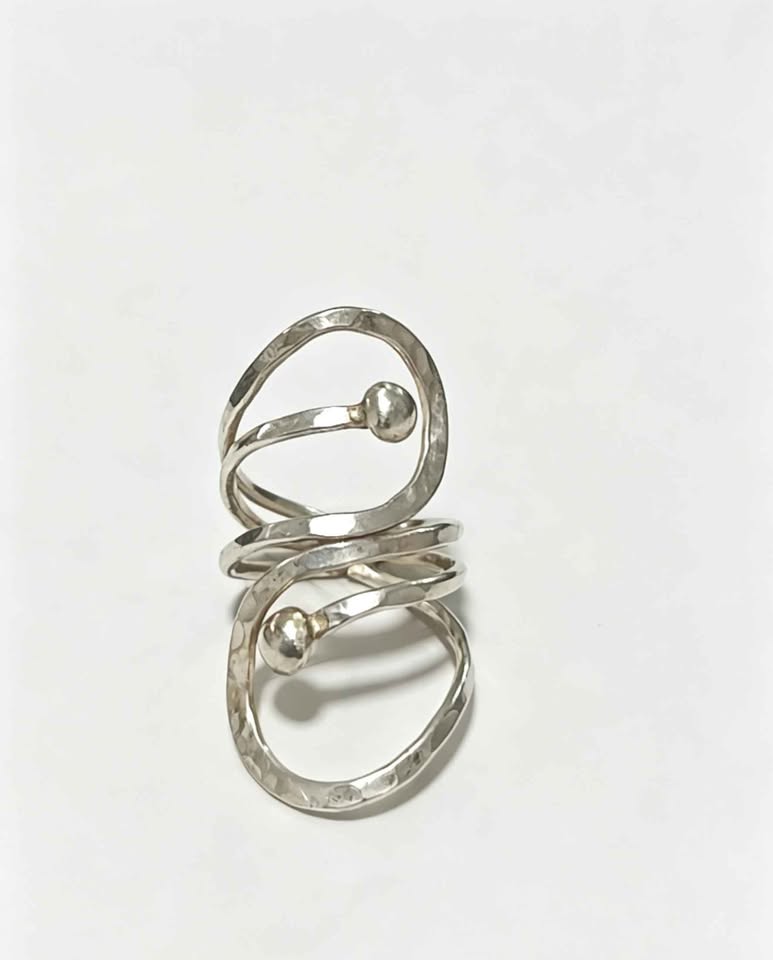 Plata anillo diseño especial .925 peso 5.5g