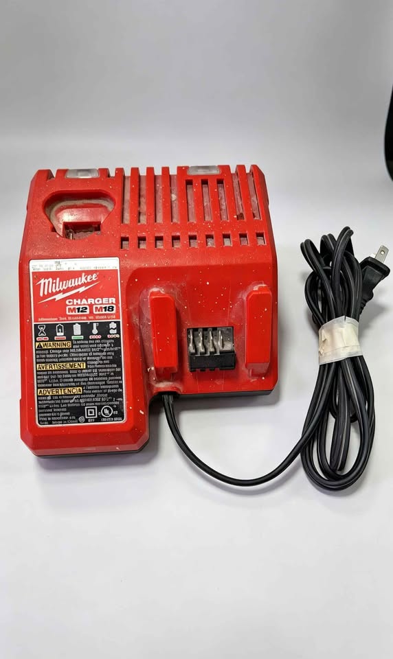 TALADRO MILWAUKEE M18