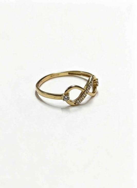 Oro Anillo Infinito 10K Peso 1.2 Gramos Usado