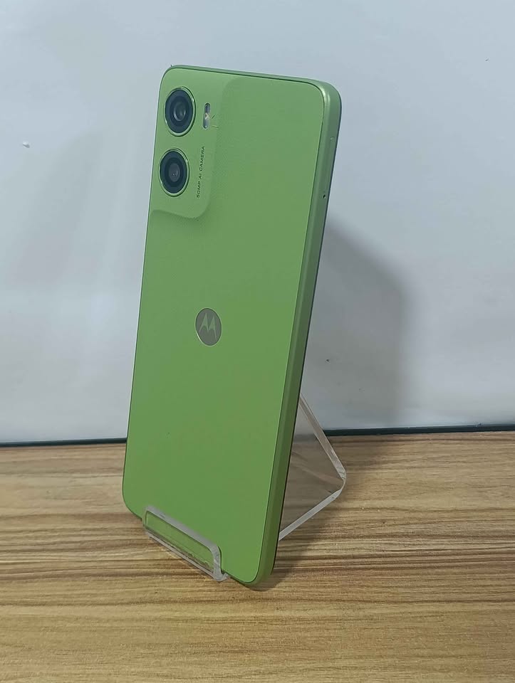 Celular Moto G06 128 GB 8 Ram Libre