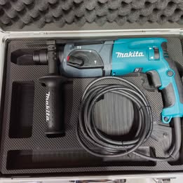 Rotomartillo Makita en estuche