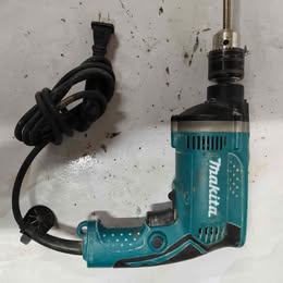 Taladro percutor Makita