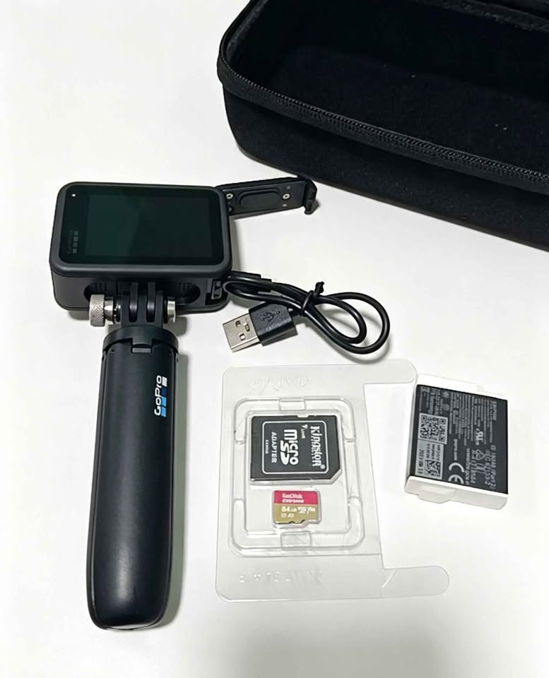 Camara go pro 12 con accesorios