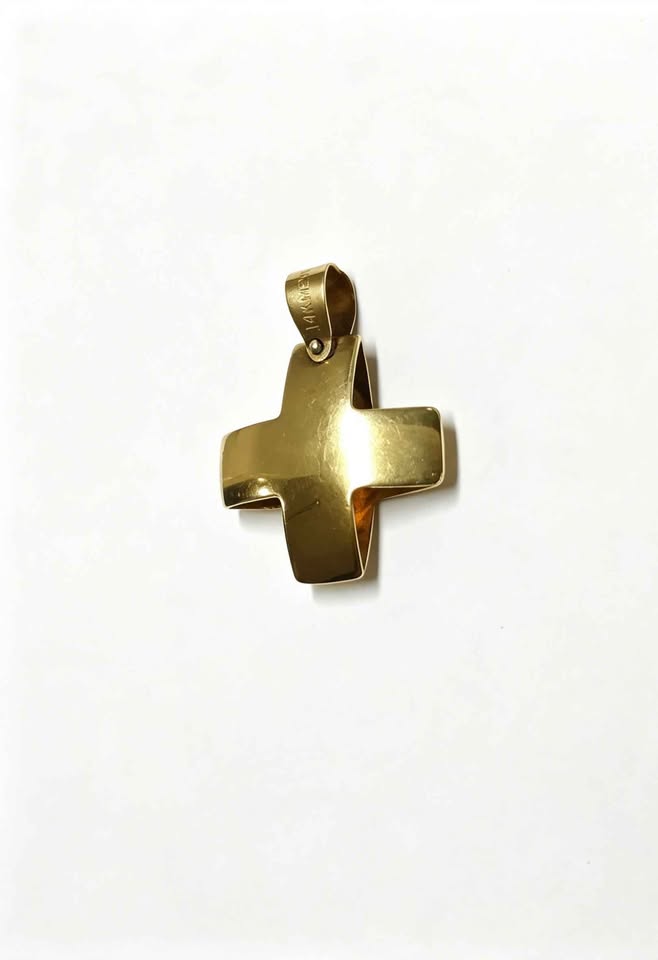 Oro Dije Cruz 14K Peso 1.9 Gramos