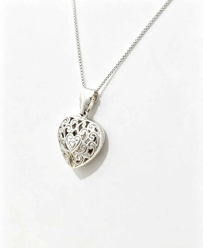 Plata Collar Dije corazón 11.8 gramos