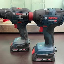 Combo Bosch con estuche y cargador-usado