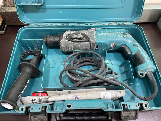 Taladro Makita con estuche incluye brocas-USADO
