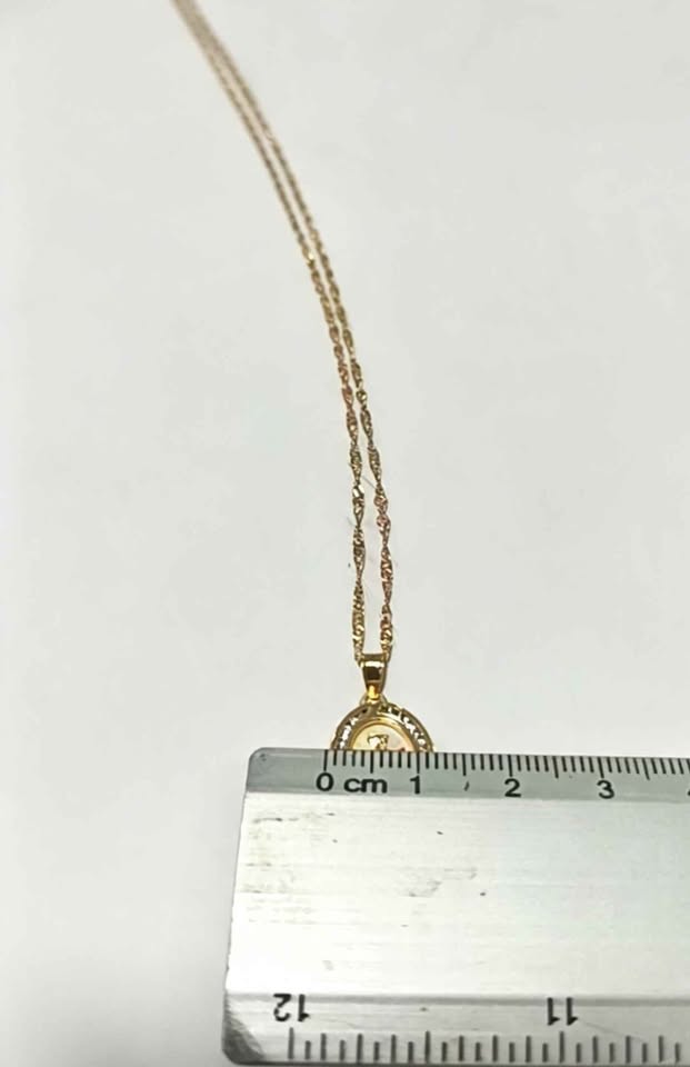 Oro Cadena 3 oros con medallita 10k 1.8g