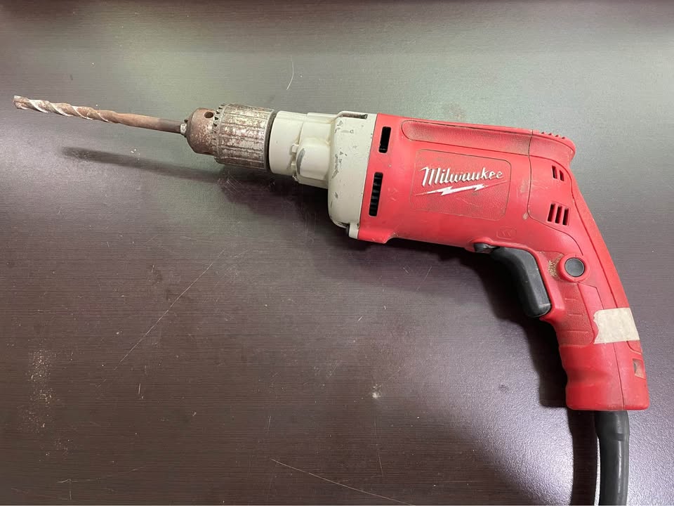 Taladro Atornillador Milwaukee-USADO