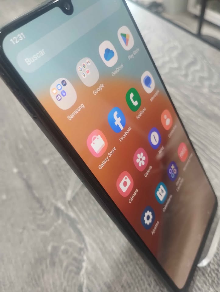 Samsung galaxy a32 124gb 4ram liberado, usado