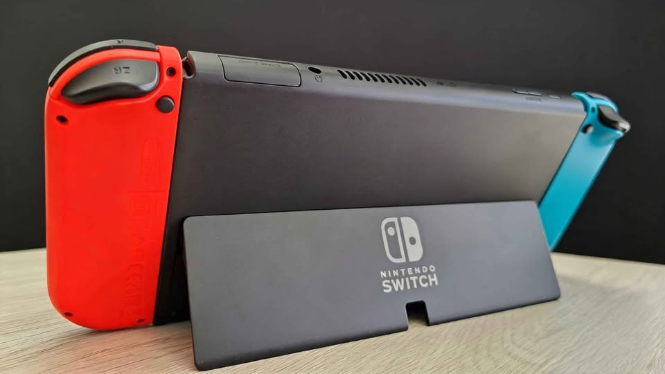 NINTENDO SWITCH OLED CON 3 JUEGOS