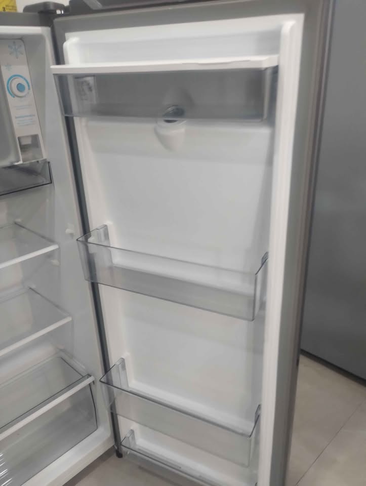 Refrigerador HISENSE 11 pies, usado