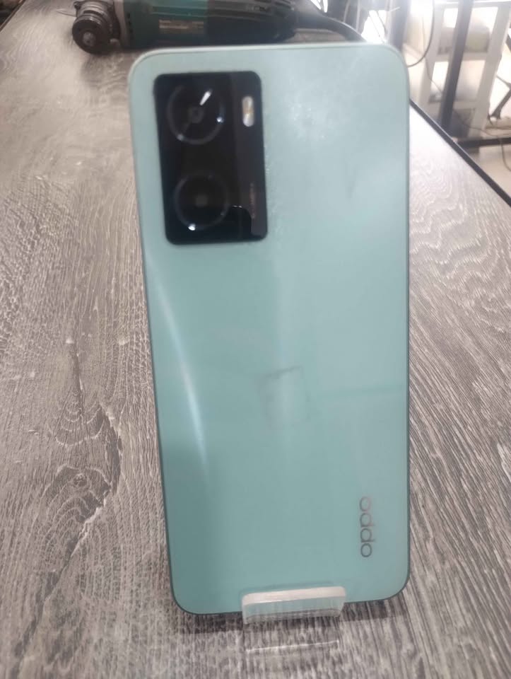 Oppo a57 64gb 3ram liberado, usado