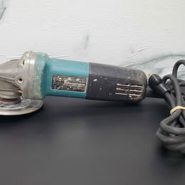 🔧🔥 ESMERIL MAKITA 9554HN CON DISCO 🔥🔧