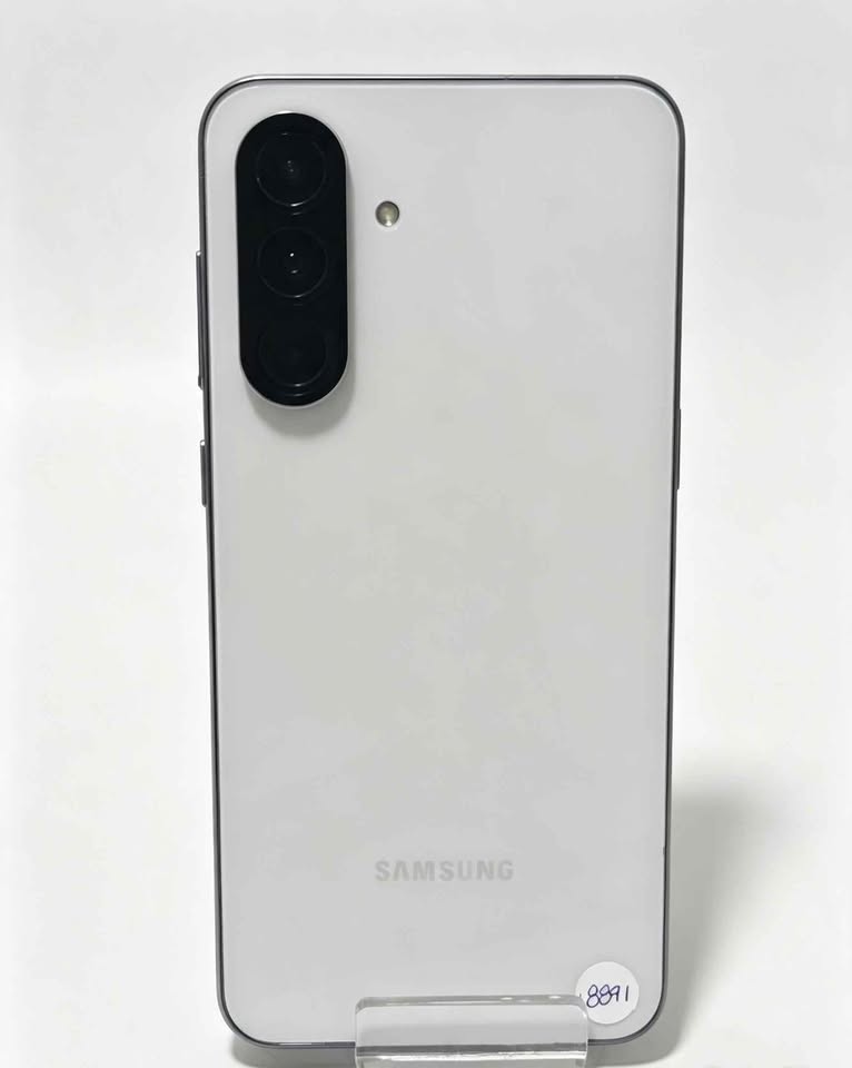 Celular galaxy A56* 256gb 8 ram liberado USADO