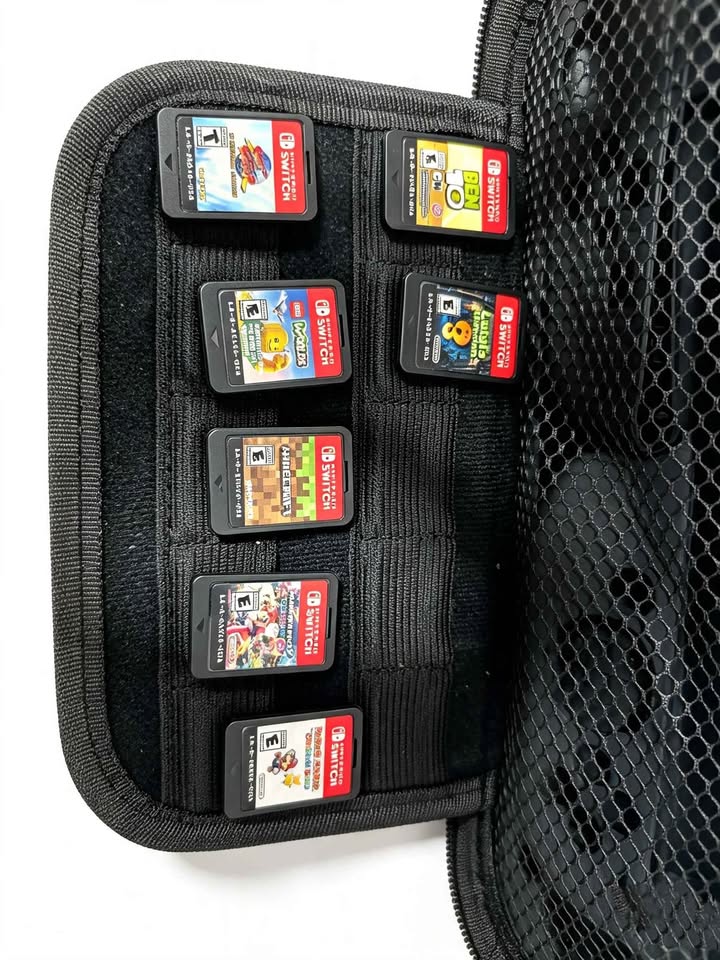Nintendo SWITCH* normal con 7 juegos y accesorios usado