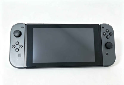 Nintendo SWITCH* normal con 7 juegos y accesorios usado