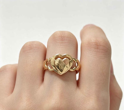 Oro anillo corazón 10k 1.3g