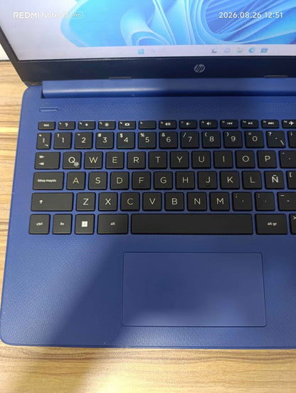 Laptop HP Pentium Silver 237 SSD 8 Ram Libre Usada