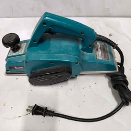 cepillo makita