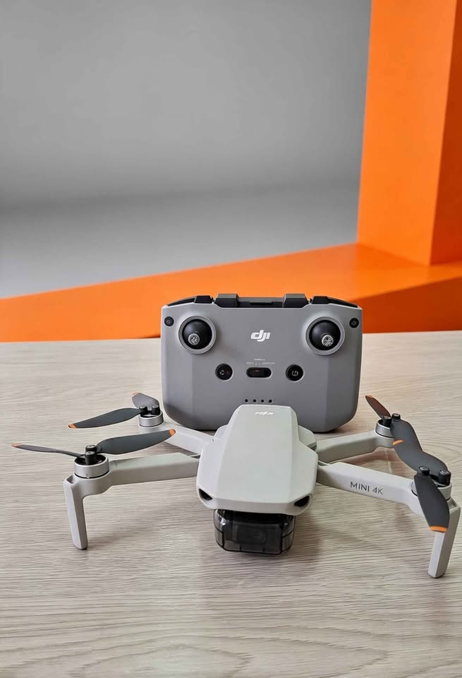 DRON DJI MINI 4K