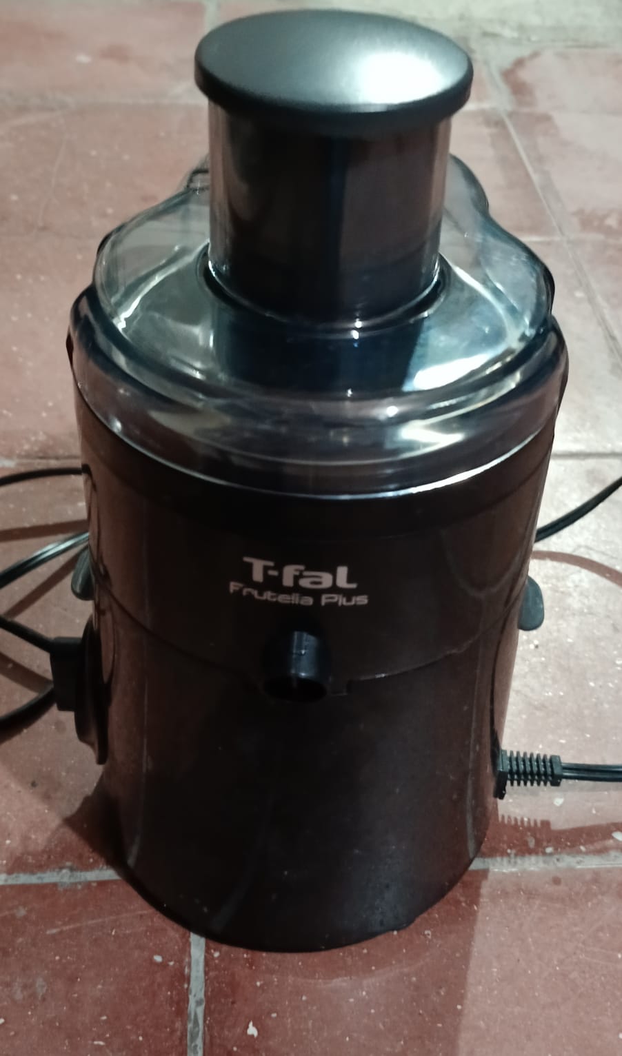 Extractor de jugo T-FAL ze3706mx, usado