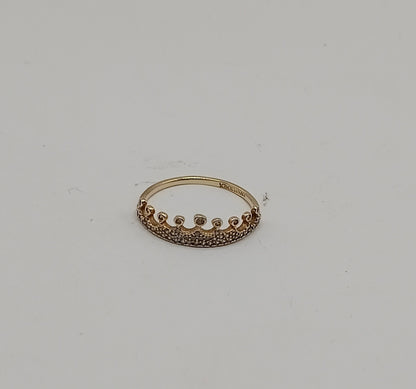 Anillo corona ORO 10k peso 1.3gr, usado