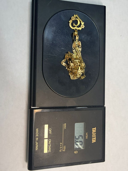 CADENA TIPO GUCCI CON DIJE INICIAL "C" EN ORO DE 10 K 5 GR 55 CM