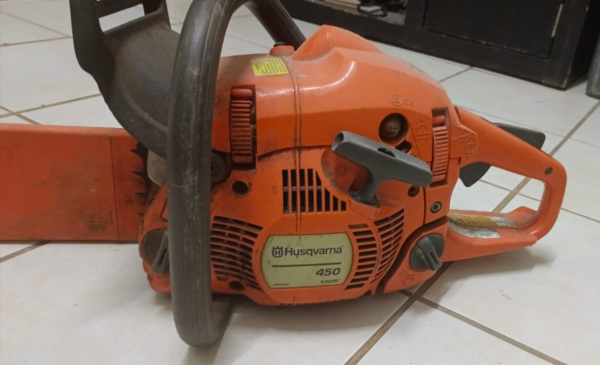 Motosierra HUDQVARNA 450, usado