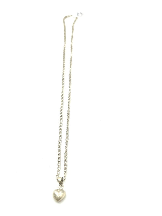 Cadena tejido chino con dije de corazon 23 cm 3.6 gr baño de plata