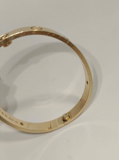 Pulsera Tipo Cartier en Oro de 18k con Piedritas – 31g  💛✨