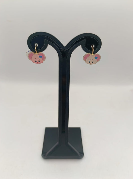 Aretes ORO 8k peso 1.8gr, usado