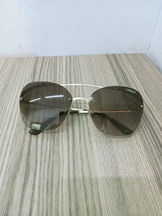 lentes vogue dorados-usados
