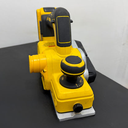 🛠️ Cepillo DEWALT con Cargador y 1 Batería Incluidos 🔋