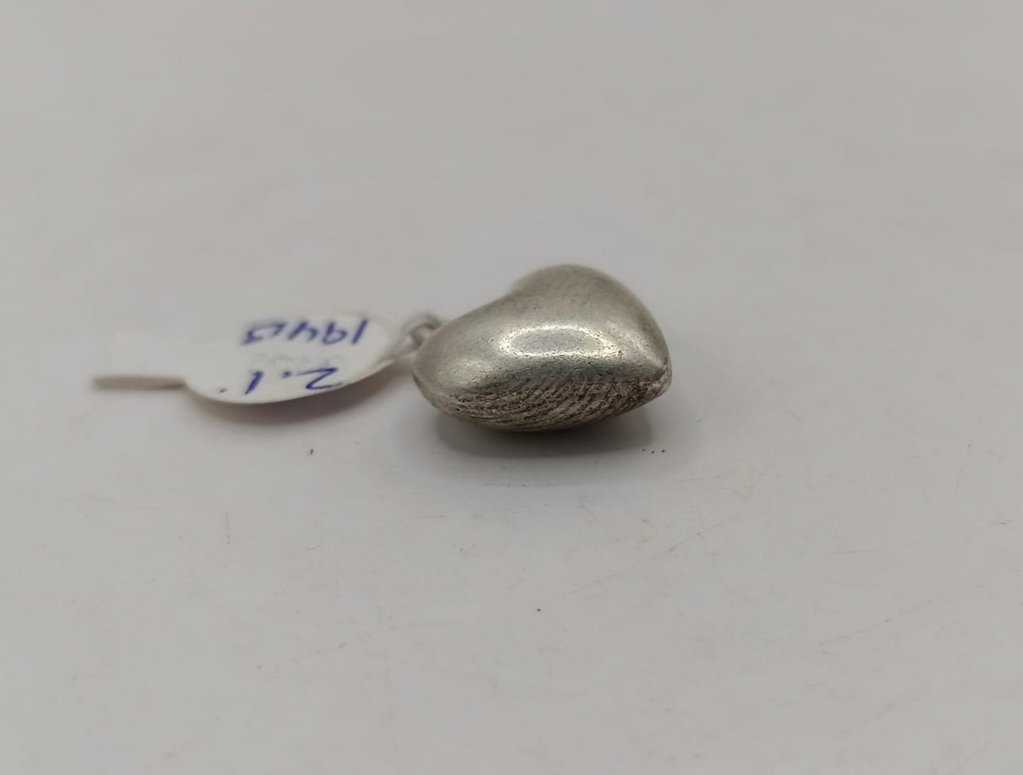 Dije Corazon PLATA 925 peso 2.1gr, usado