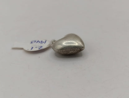 Dije Corazon PLATA 925 peso 2.1gr, usado