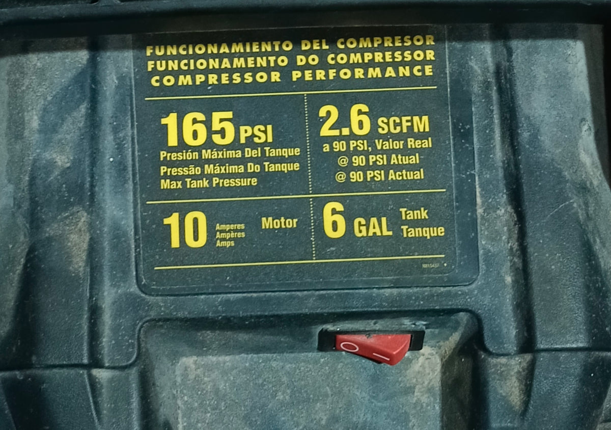 Compresor de aire 6 galones DEWALT d2002m, usado