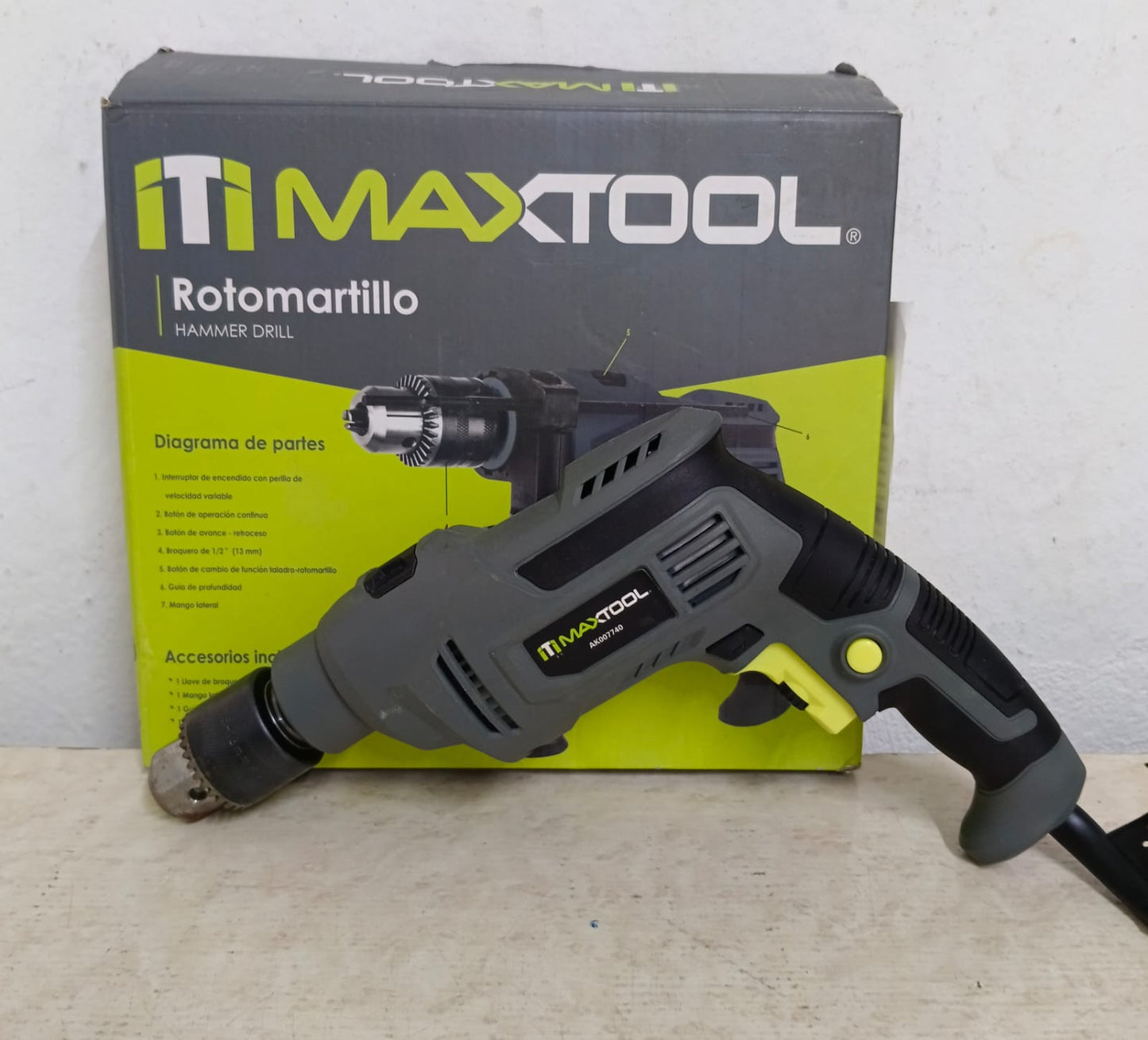 Taladro Maxtool rtmr-1-2 en caja, usado