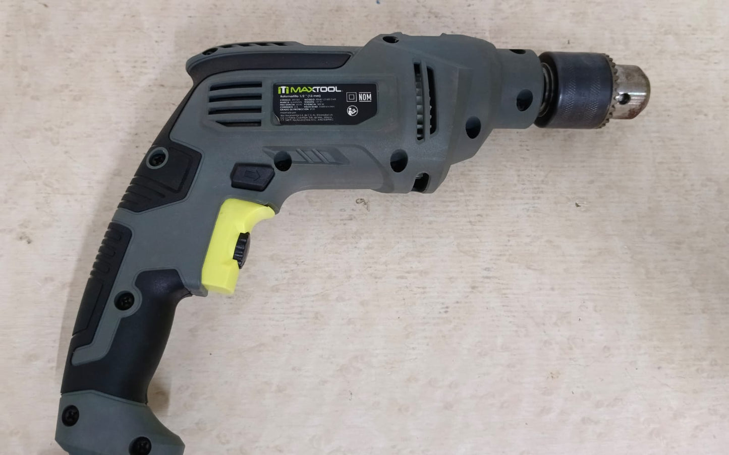 Taladro Maxtool rtmr-1-2 en caja, usado