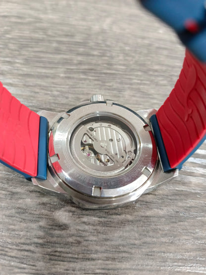 Reloj tipo Bulova tipo pulsera, usado