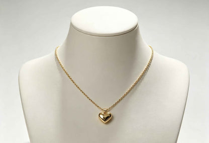 Oro cadena tejido escalera y dije corazón 10k 2.1g