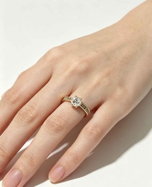 Oro anillo solitario 10k 1.6g