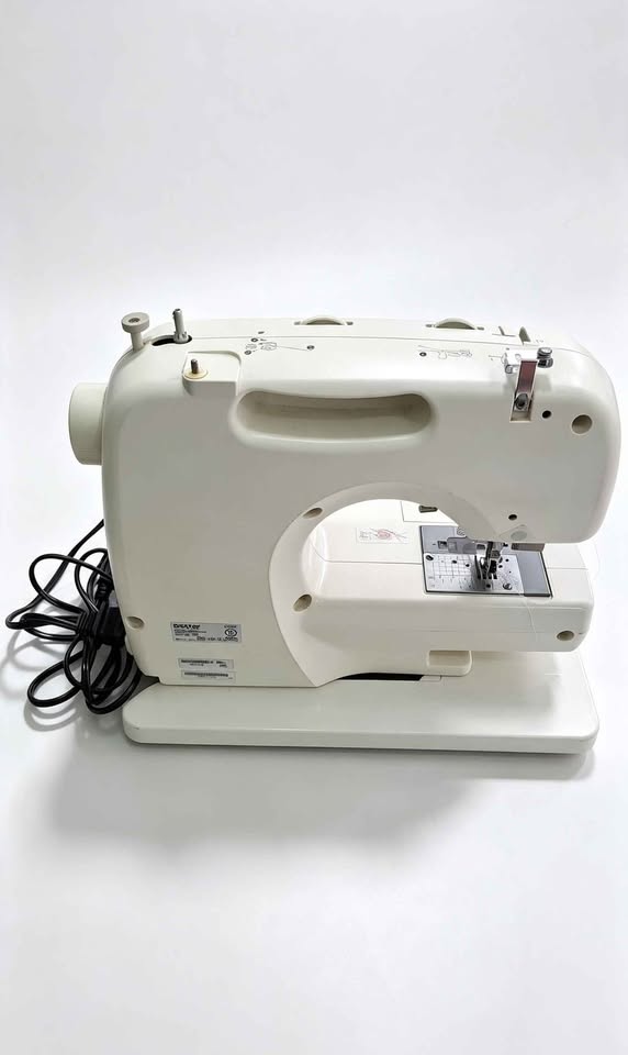 MAQUINA DE COSER BROTHER